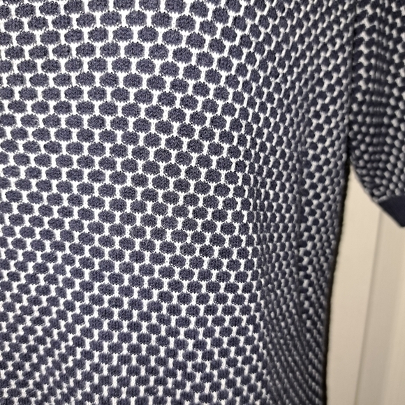 Talbots pattern Blouse size medium - Picture 2 of 4